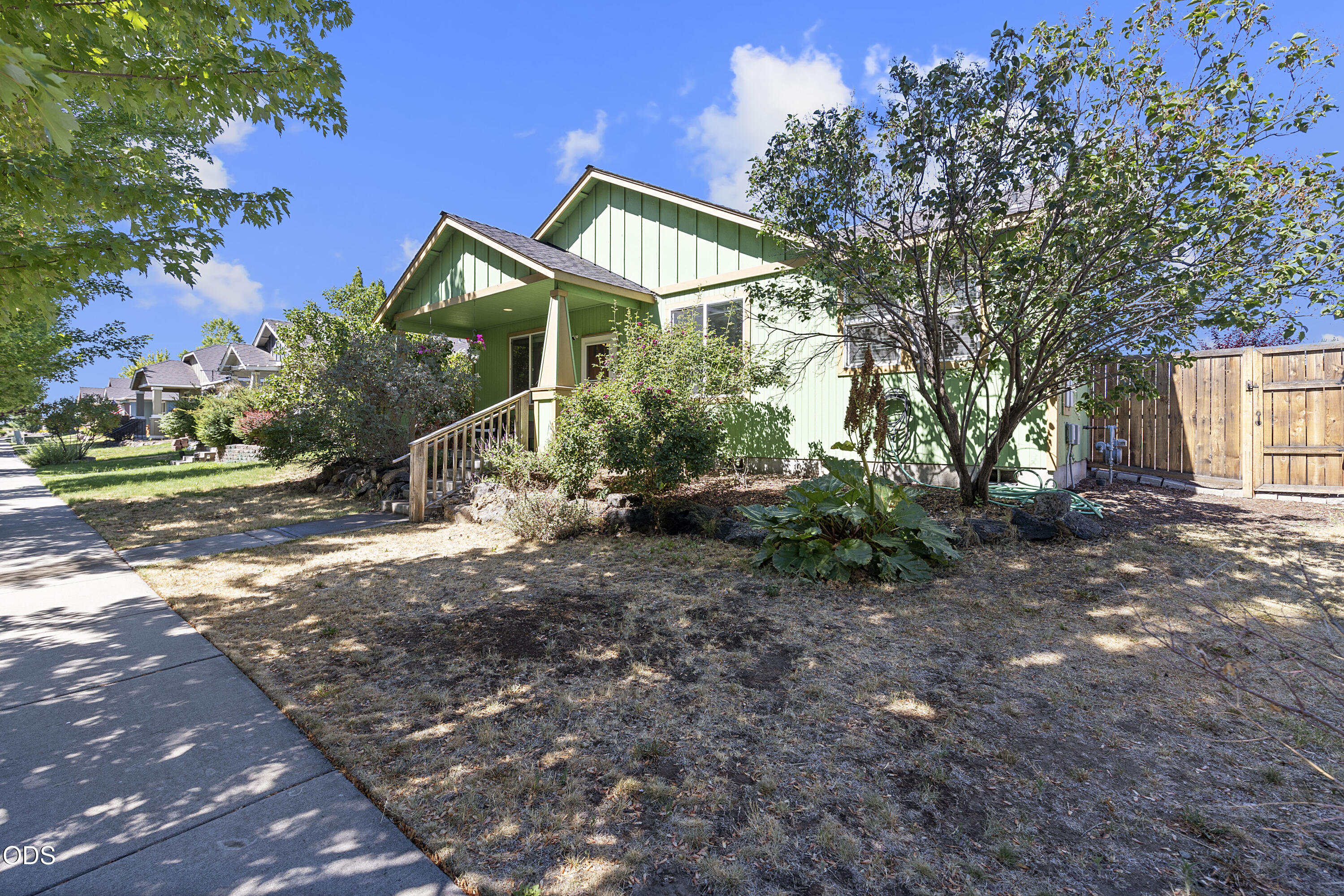 Photo 1 of 27 — 1345 NE 3rd Street, Redmond, OR 97756