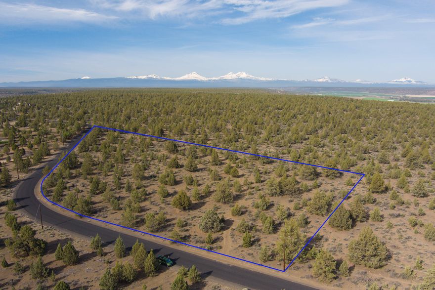 Unobstructed Cascade Mountain & Smith Rock views from a 9.6acre buildable lot on a paved road in one of Terrebonne's premiere acreage neighborhoods, Lower Bridge Estates. Power/phone are at the property frontage & septic approval is in place. The lot adjoins BLM land for hiking/mountain biking that loops around/connects to another community street allowing for a nice recreation circuit. The neighborhood has several direct access points from public land that lead directly to the Deschutes River allowing for recreation/fishing w/few competitors. One nearby access point allows for scenic tubing down the Deschutes to Lower Bridge where a shuttle vehicle can be parked. Also, just 3 miles down the road is Faith, Hope, & Charity Vineyard, a spectacular place to grab a bite while imbibing & listening to live music & you can be to Terrebonne in 10min, Redmond in 20min, & Bend in 30min. Watch the video for a walkthrough/mountain bike circuit, also a complete set of building plans are included!