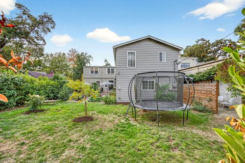 Tiny photo for 17 Glen Oak Court, Medford, OR 97504 (MLS # 220210846)