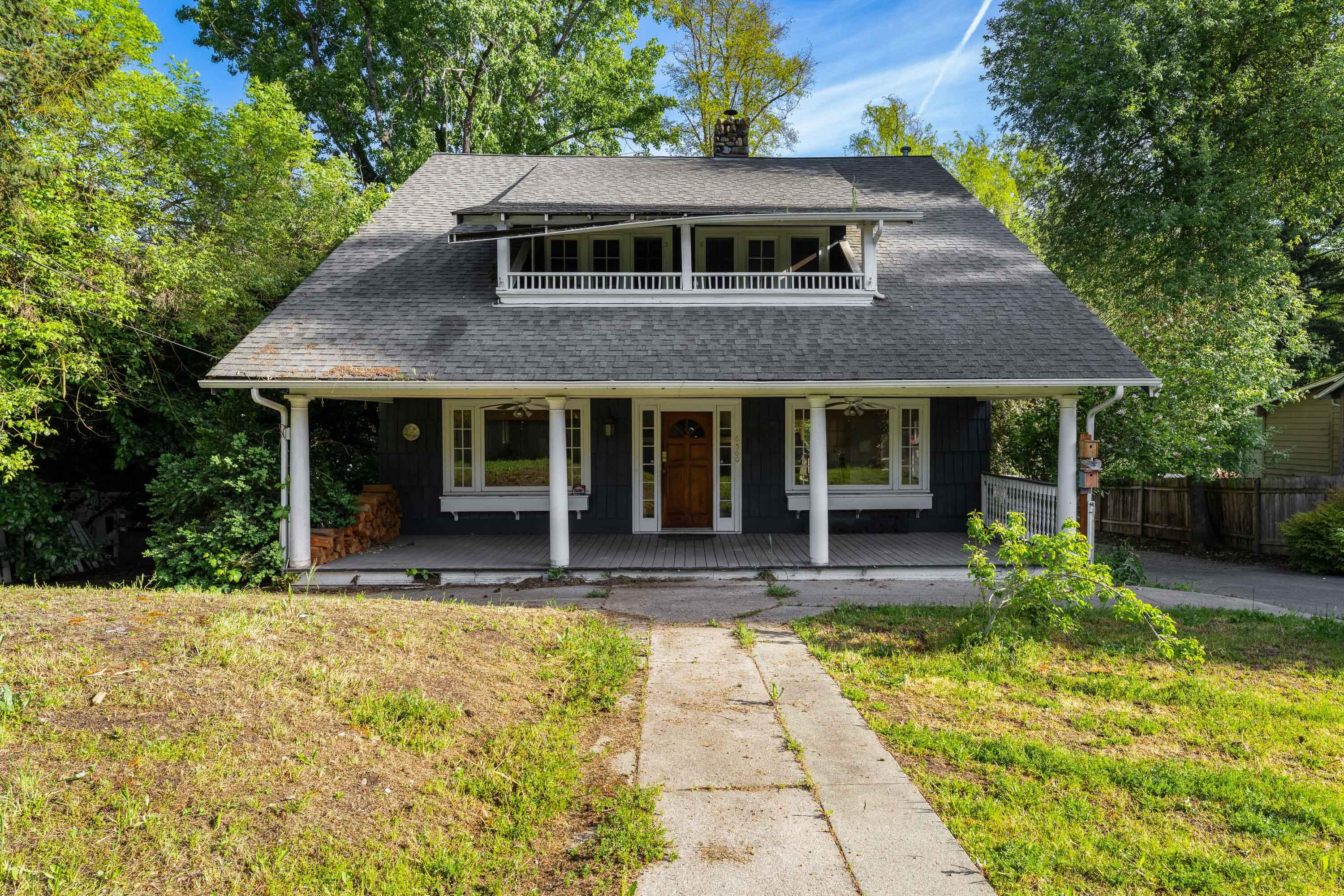 6560 Rogue River Highway