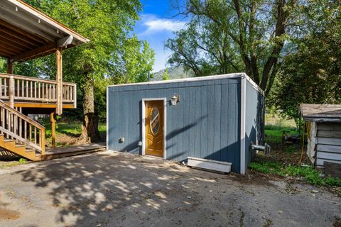 Tiny photo for 6560 Rogue River Highway, Grants Pass, OR 97527 (MLS # 220219655)