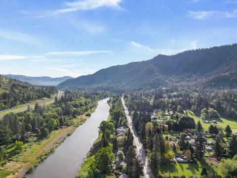Tiny photo for 6560 Rogue River Highway, Grants Pass, OR 97527 (MLS # 220219655)