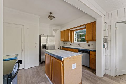 Tiny photo for 6560 Rogue River Highway, Grants Pass, OR 97527 (MLS # 220219655)