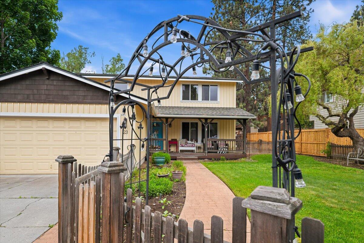23 SE Benaiah Circle