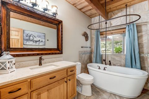 Tiny photo for 18070 Cascade Estates Drive, Bend, OR 97703 (MLS # 220212910)