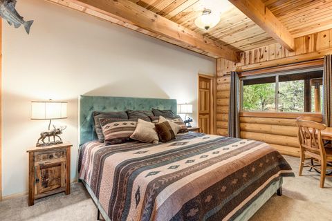 Tiny photo for 18070 Cascade Estates Drive, Bend, OR 97703 (MLS # 220212910)