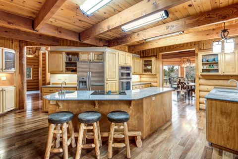 Tiny photo for 18070 Cascade Estates Drive, Bend, OR 97703 (MLS # 220212910)