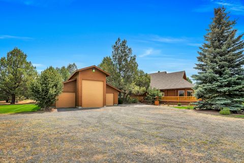 Tiny photo for 18070 Cascade Estates Drive, Bend, OR 97703 (MLS # 220212910)
