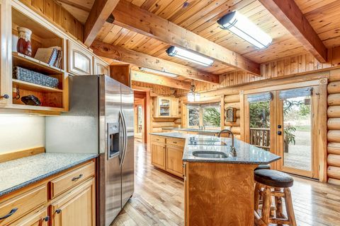 Tiny photo for 18070 Cascade Estates Drive, Bend, OR 97703 (MLS # 220212910)