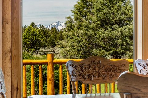 Tiny photo for 18070 Cascade Estates Drive, Bend, OR 97703 (MLS # 220212910)