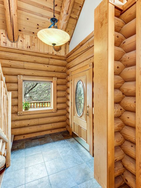 Tiny photo for 18070 Cascade Estates Drive, Bend, OR 97703 (MLS # 220212910)