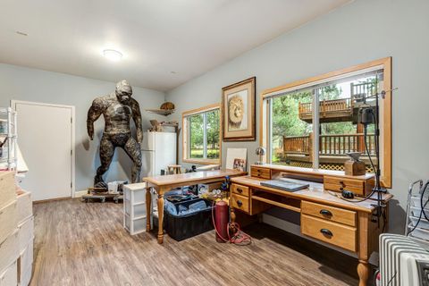 Tiny photo for 18070 Cascade Estates Drive, Bend, OR 97703 (MLS # 220212910)