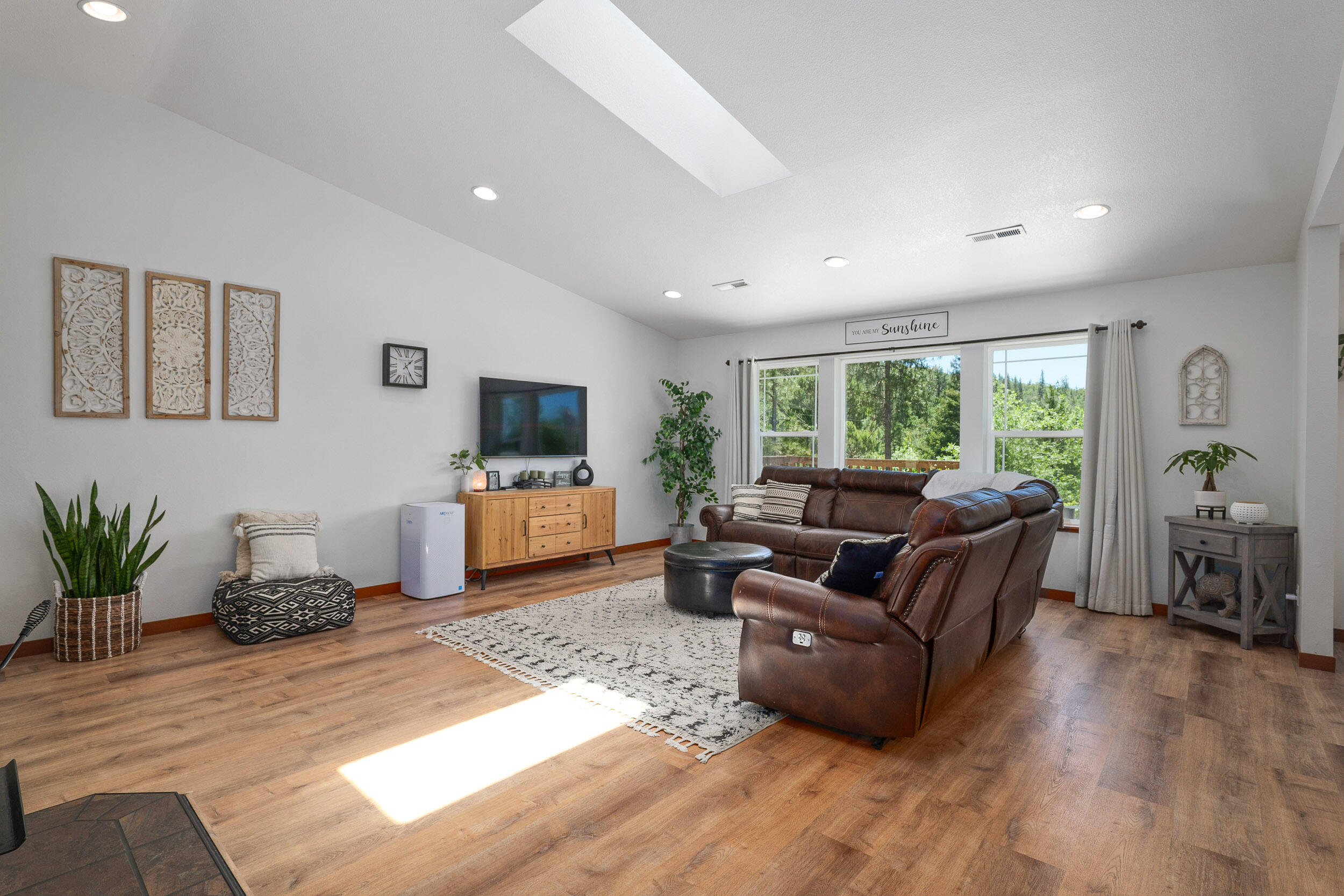 Colonial Valley Pines - Residential