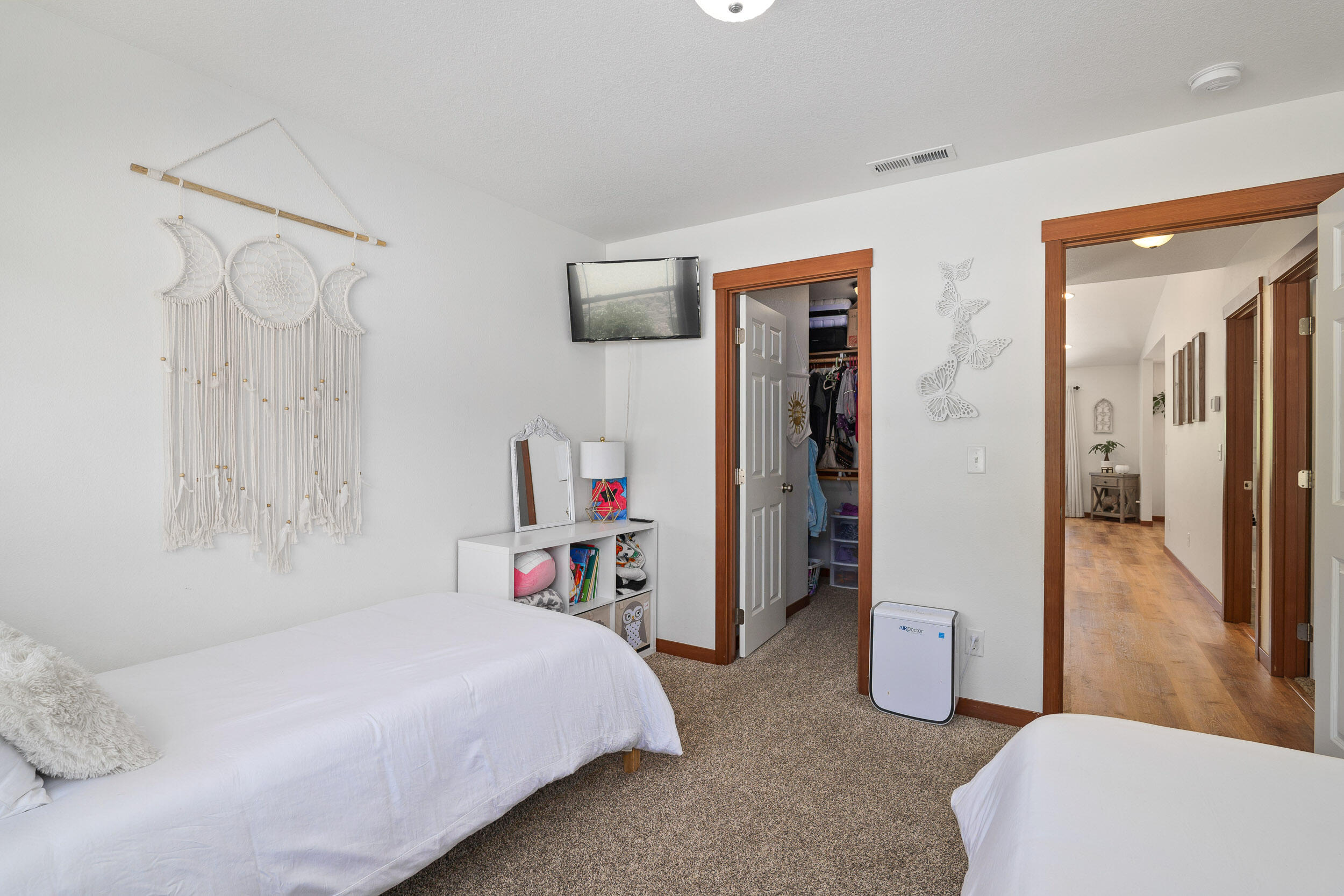 Colonial Valley Pines - Residential