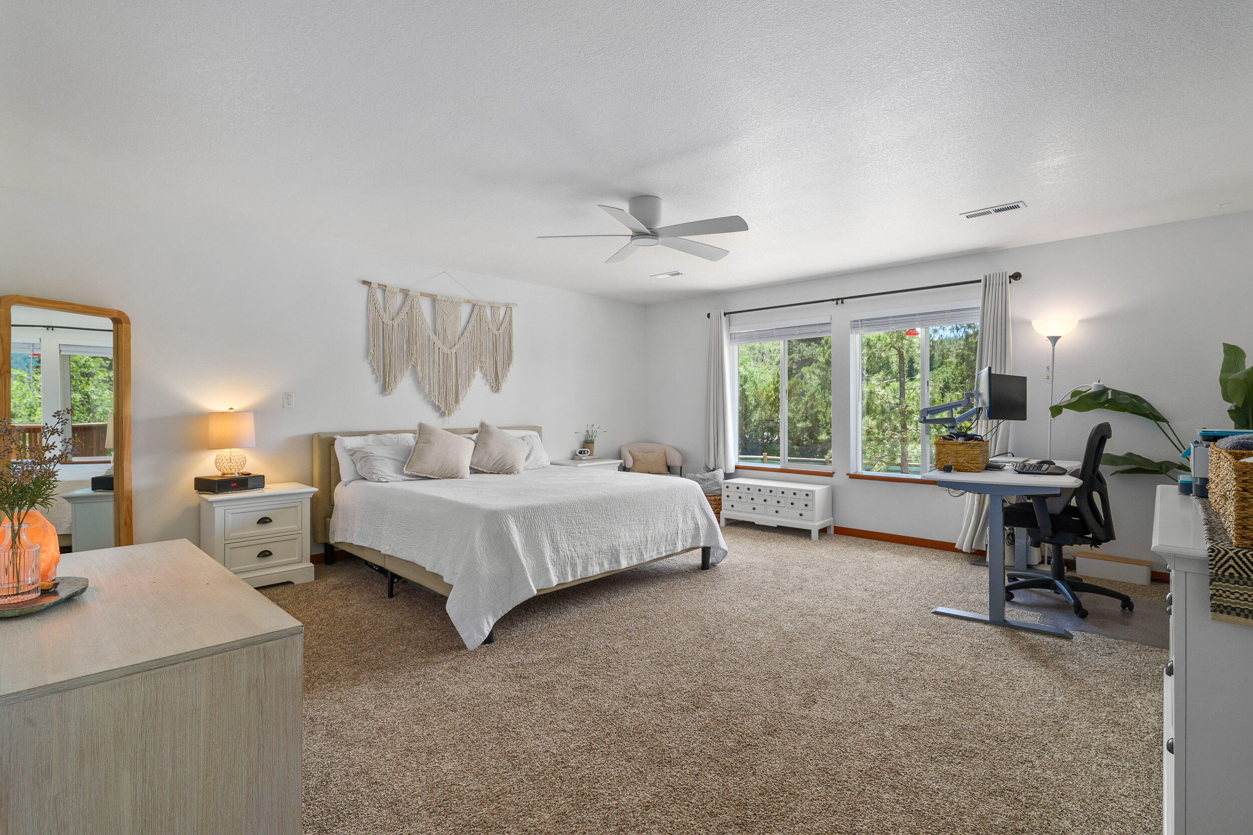 Colonial Valley Pines - Residential