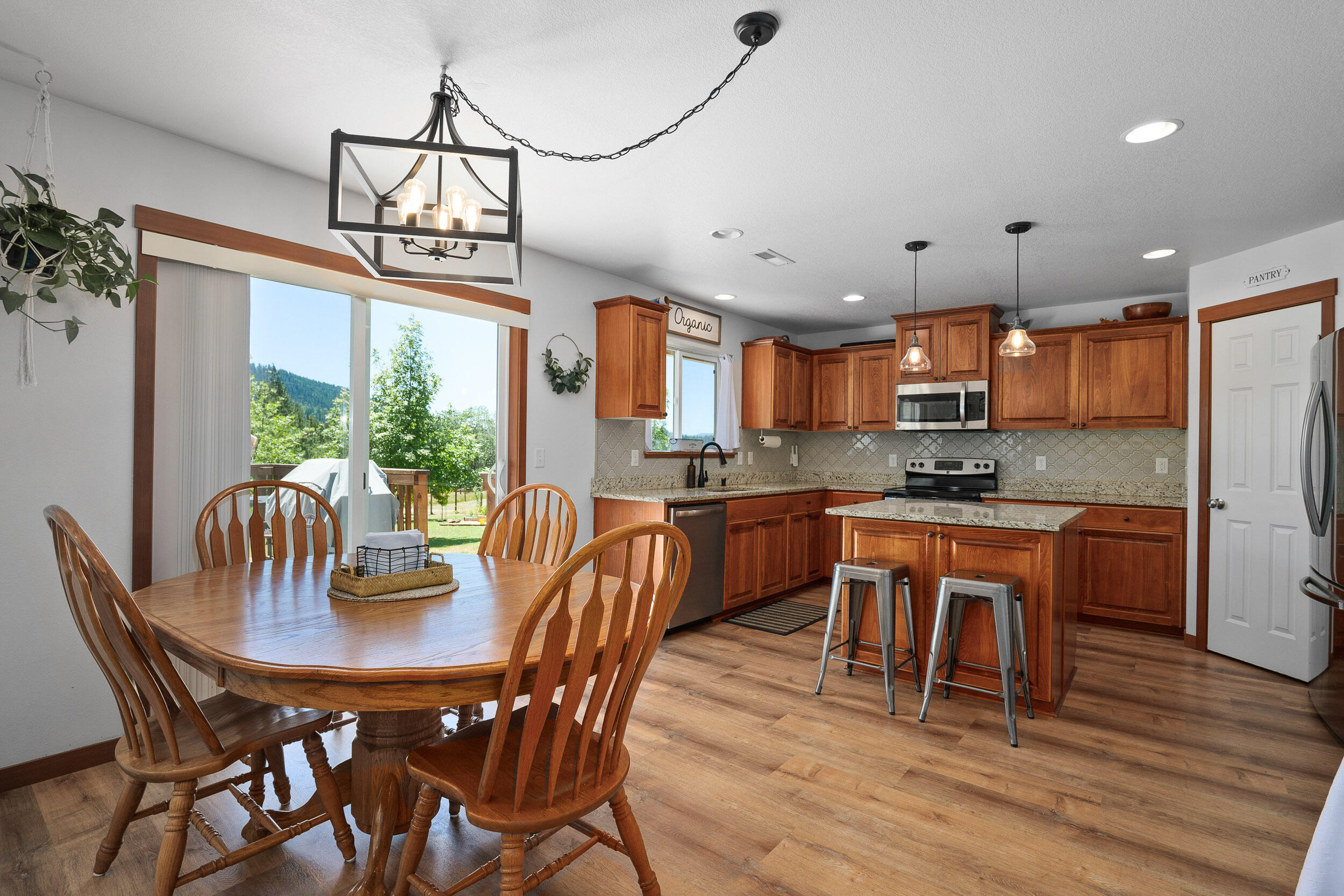 Colonial Valley Pines - Residential