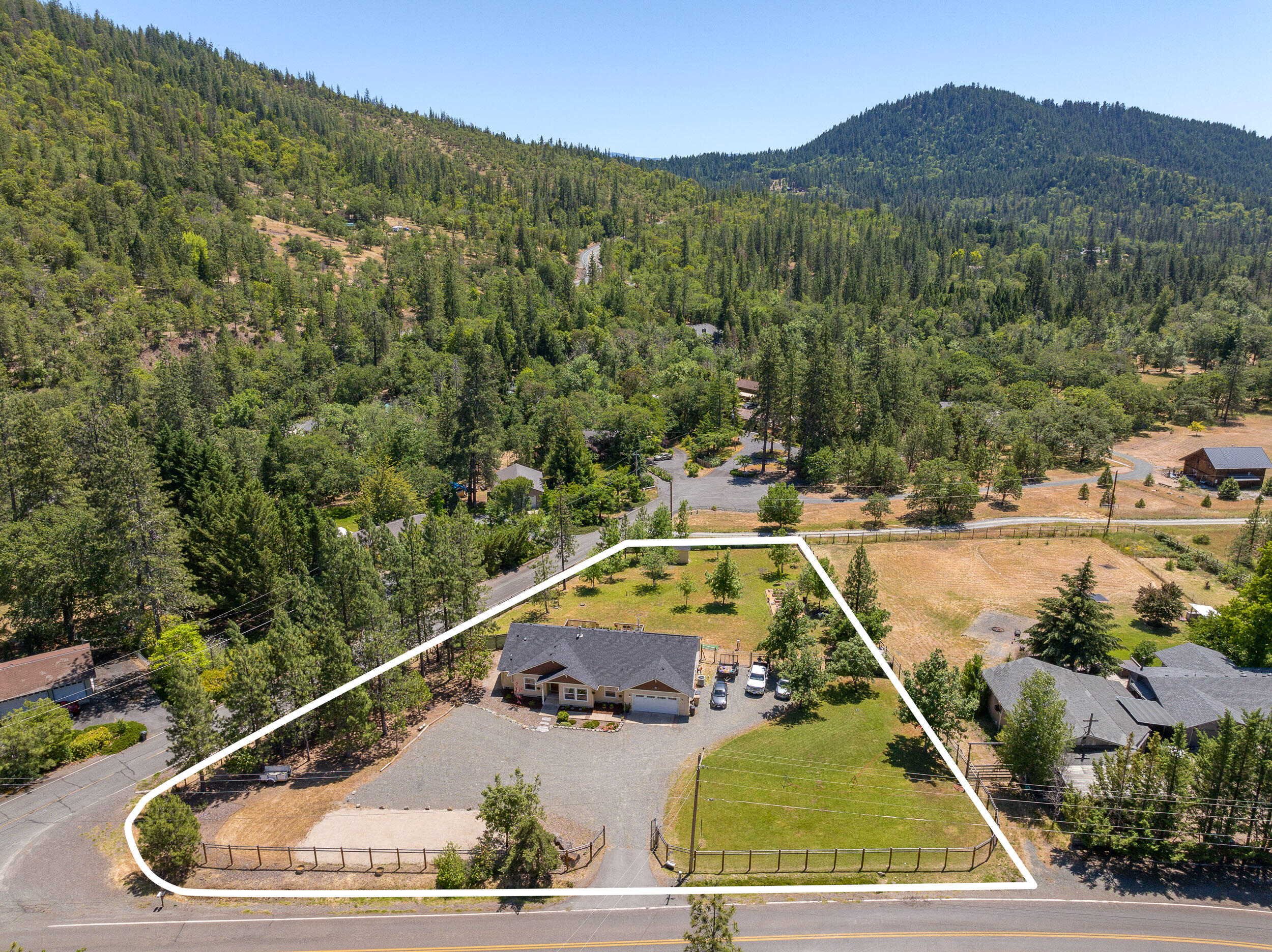 Colonial Valley Pines - Residential