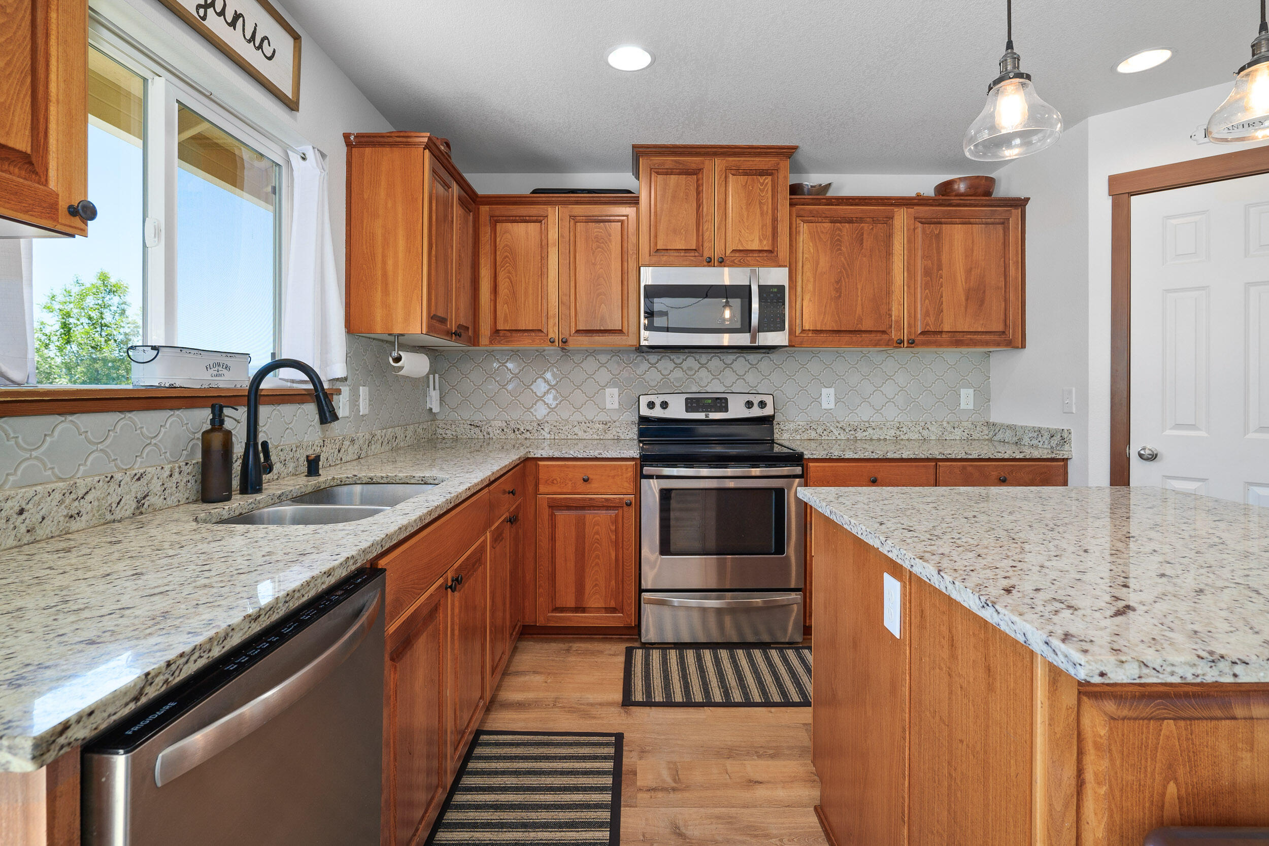 Colonial Valley Pines - Residential