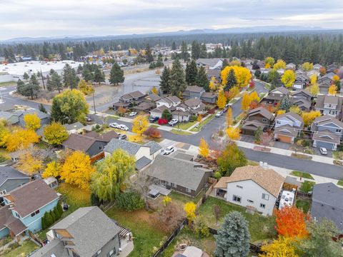 Tiny photo for 20052 Badger Road, Bend, OR 97702 (MLS # 220211270)
