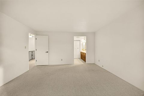 Tiny photo for 206 Mount Echo Drive, Medford, OR 97504 (MLS # 220213127)