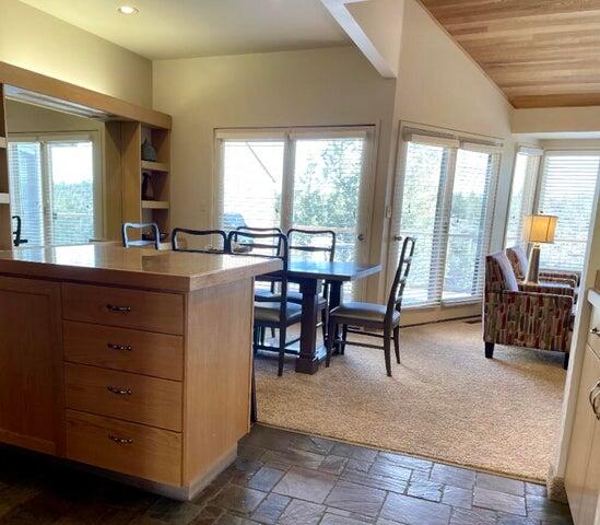 1978 Redtail Hawk Drive RV21G