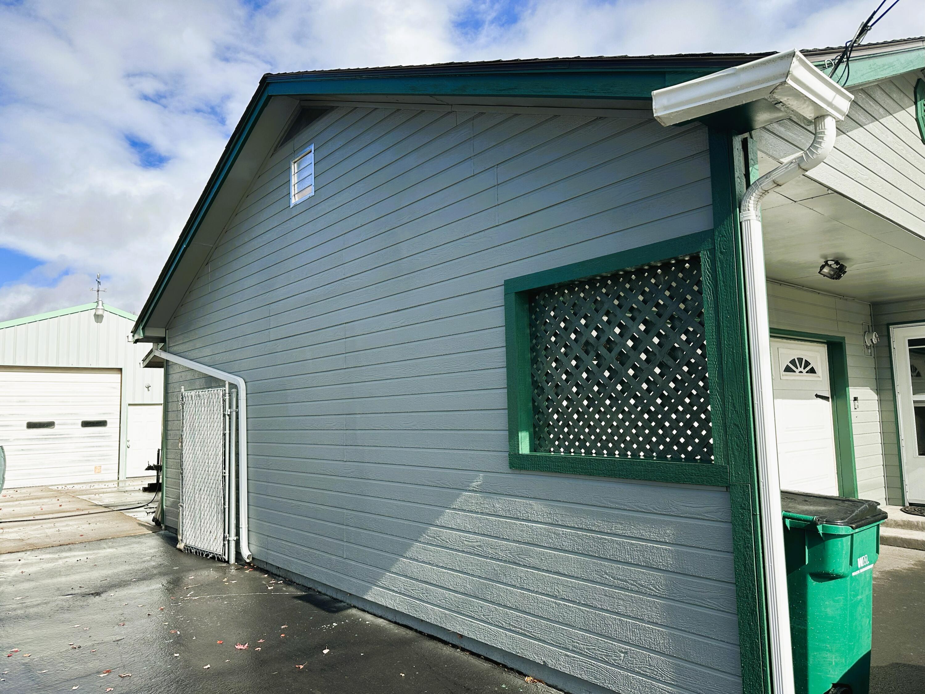 Lamron Homes - Residential