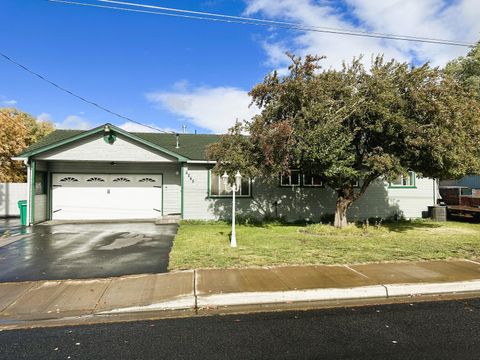 Tiny photo for 5245 Sturdivant Avenue, Klamath Falls, OR 97603 (MLS # 220211228)