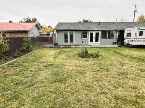 Tiny photo for 5245 Sturdivant Avenue, Klamath Falls, OR 97603 (MLS # 220211228)