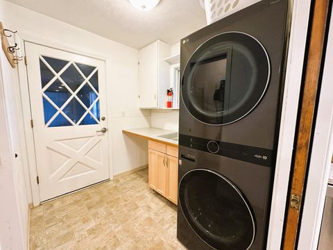 Tiny photo for 5245 Sturdivant Avenue, Klamath Falls, OR 97603 (MLS # 220211228)