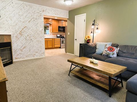 Tiny photo for 5245 Sturdivant Avenue, Klamath Falls, OR 97603 (MLS # 220211228)