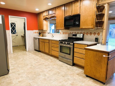 Tiny photo for 5245 Sturdivant Avenue, Klamath Falls, OR 97603 (MLS # 220211228)