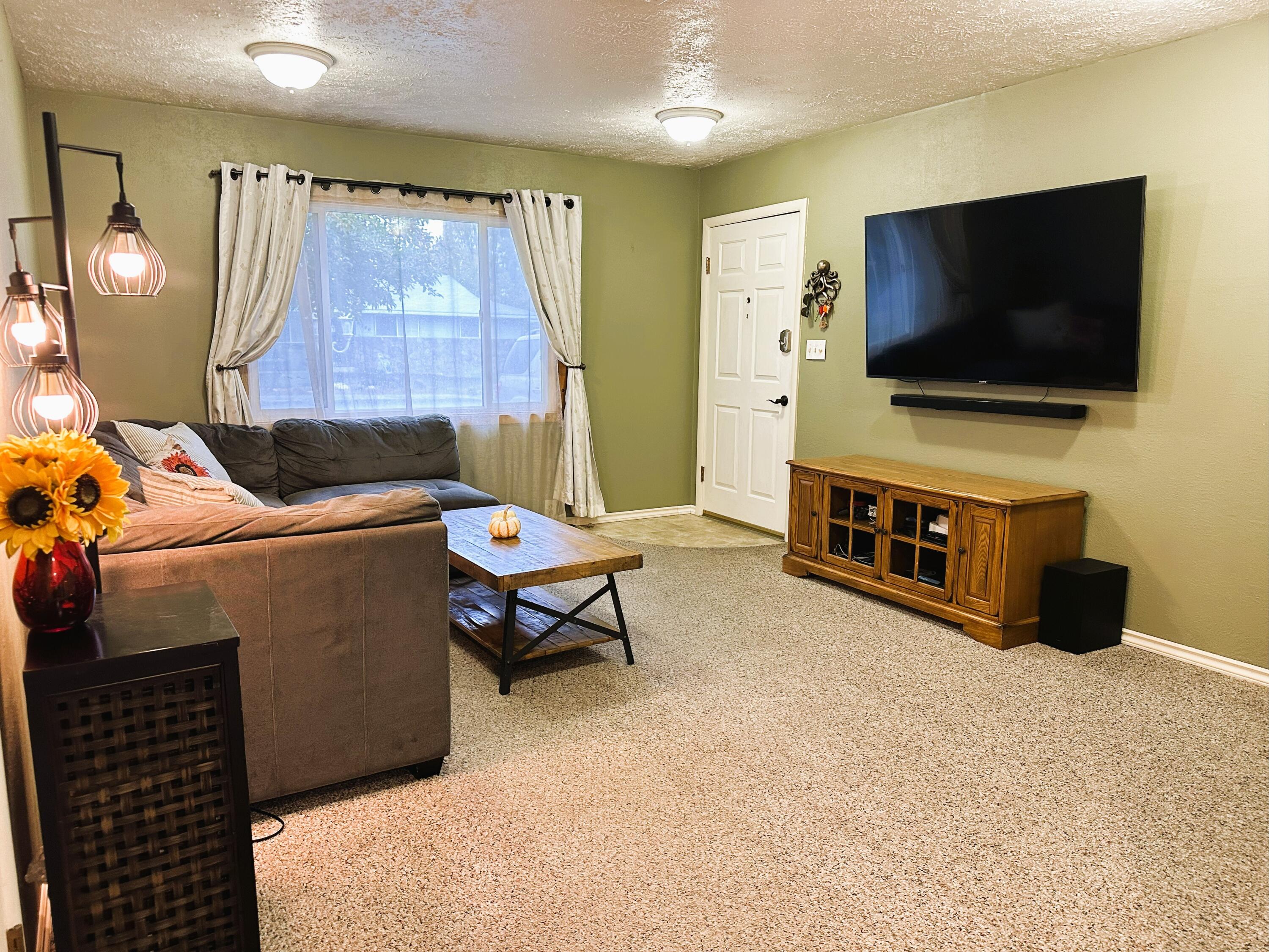 Lamron Homes - Residential