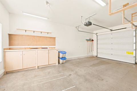 Tiny photo for 56718 Bandley Road, Bend, OR 97707 (MLS # 220223710)