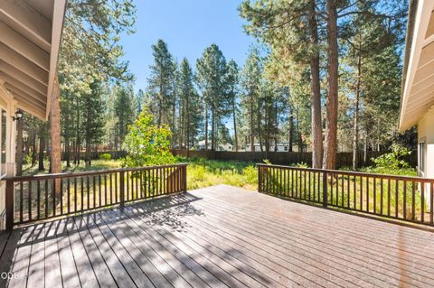 Tiny photo for 56718 Bandley Road, Bend, OR 97707 (MLS # 220223710)