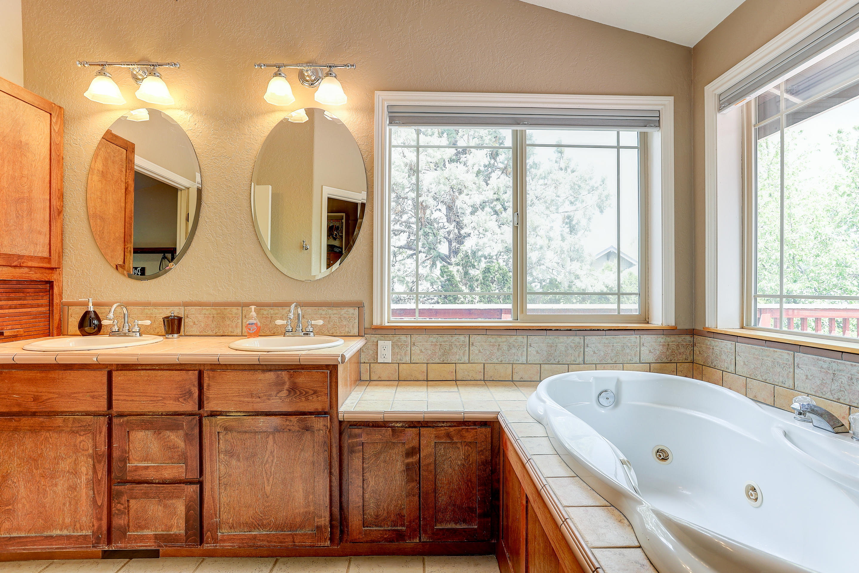 Boulder Ridge - Residential