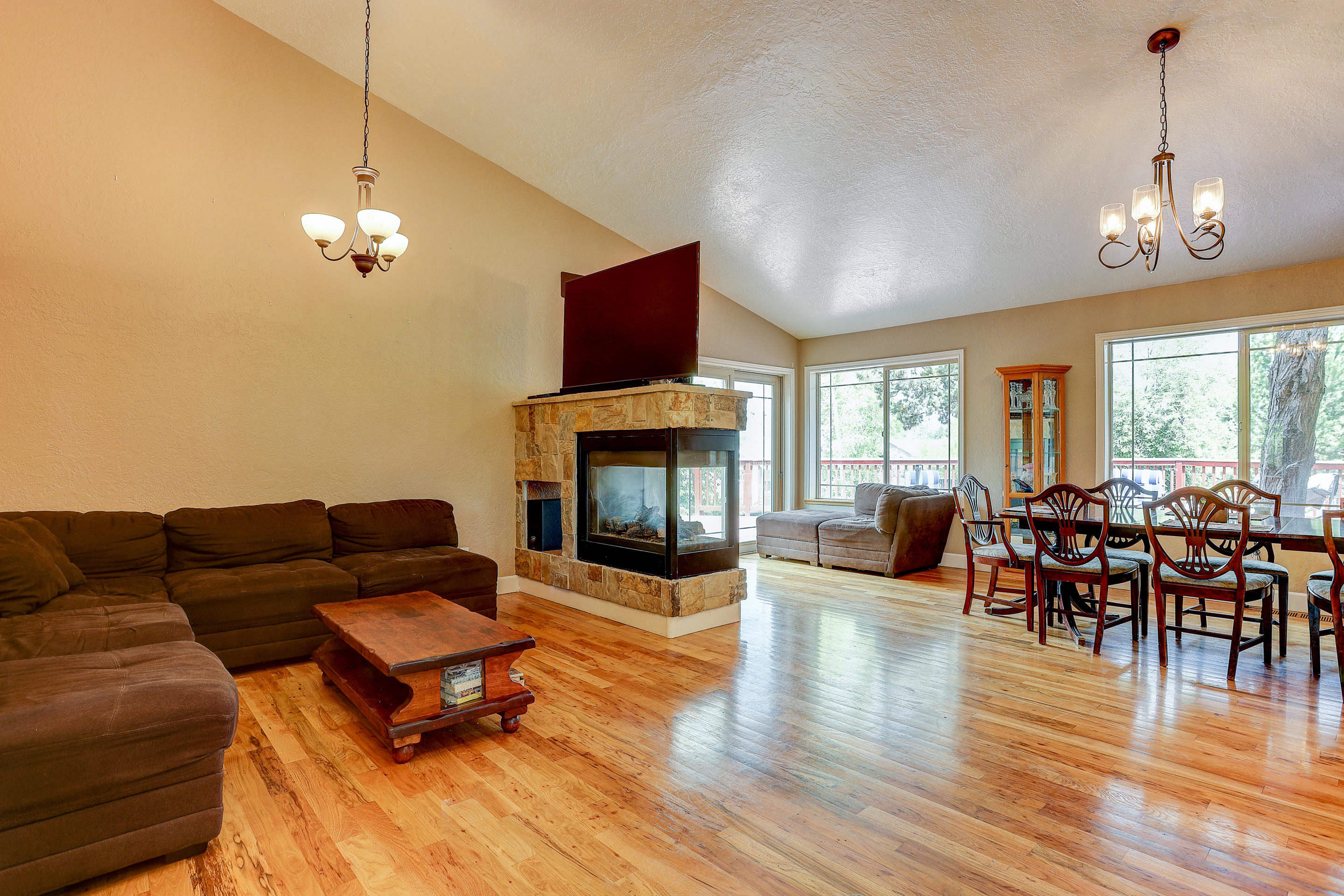 Boulder Ridge - Residential