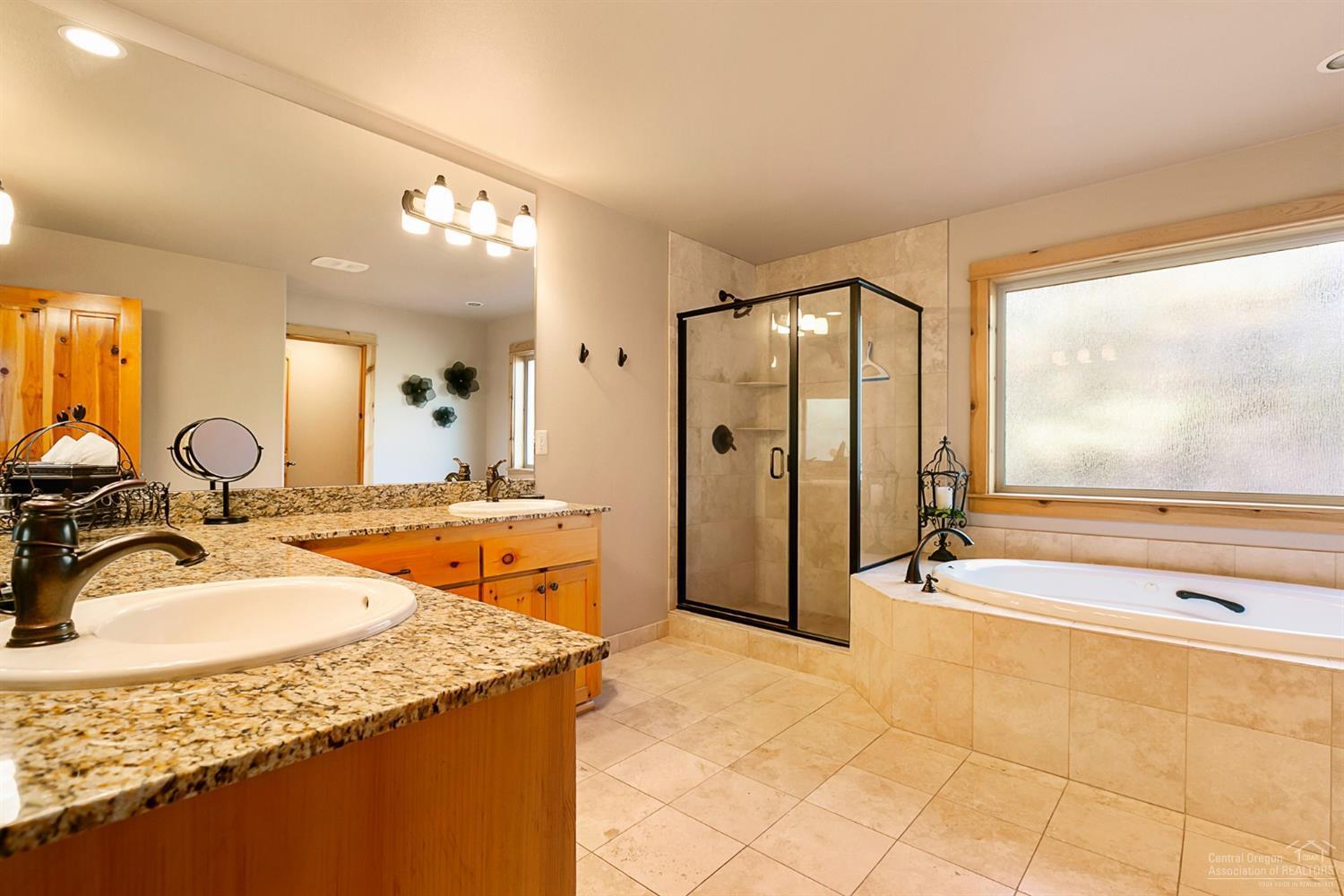 Fairway Point Villag - Residential