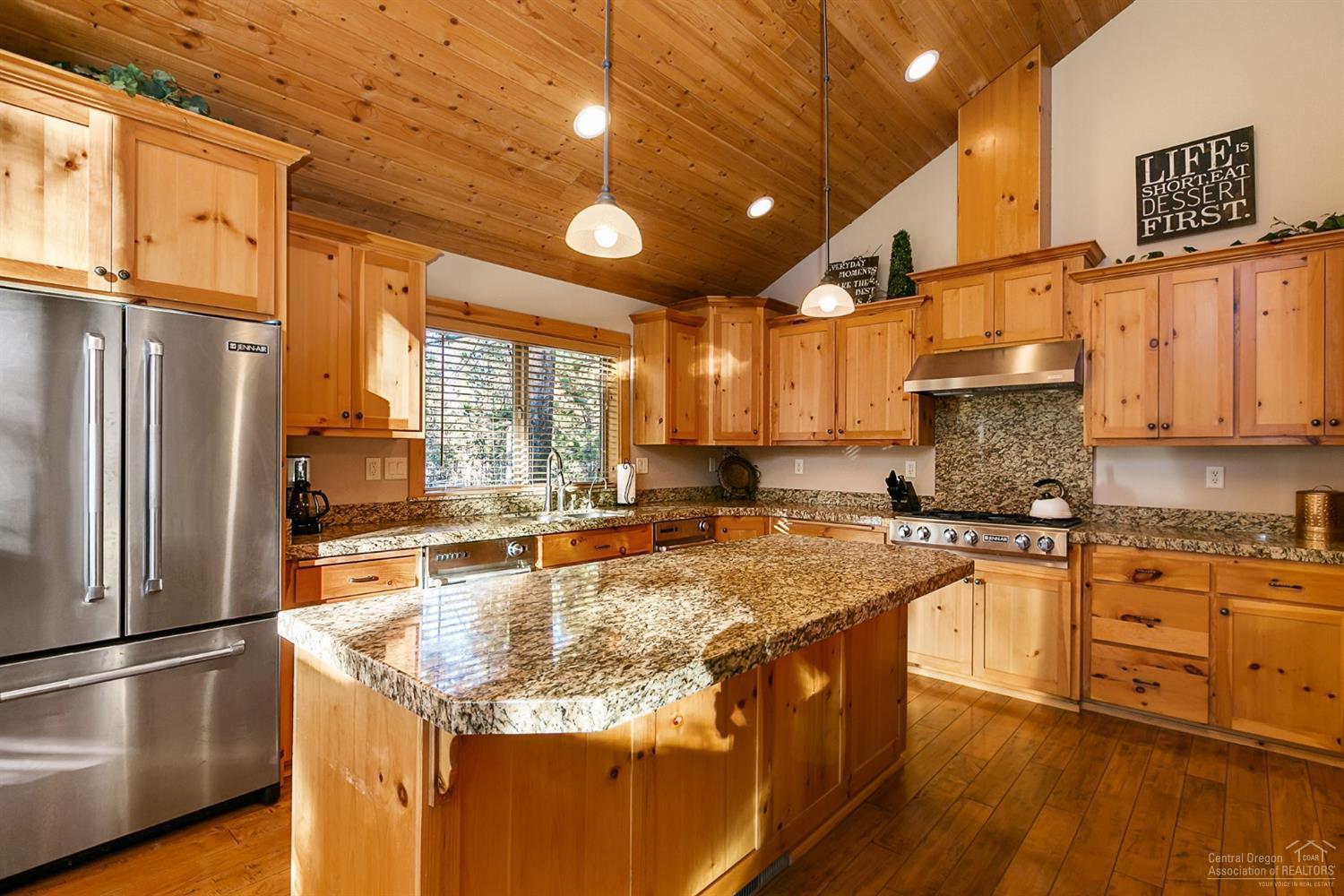 Fairway Point Villag - Residential