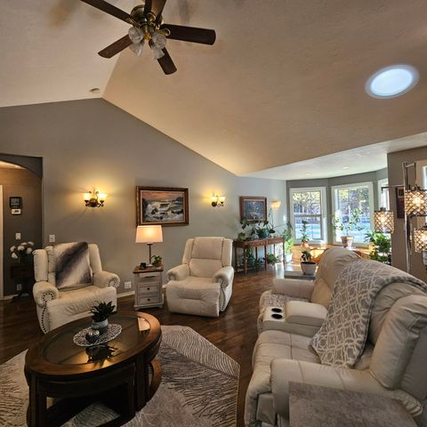 Tiny photo for 144911 Corral Court, La Pine, OR 97739 (MLS # 220213947)