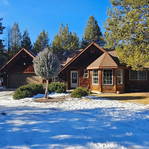 Photo of 144911 Corral Court, La Pine, OR 97739 (MLS # 220213947)