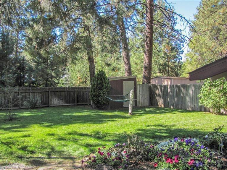 Golden Mantle - Residential