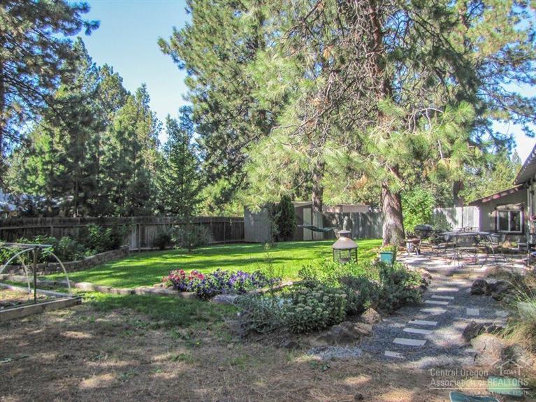 Golden Mantle - Residential