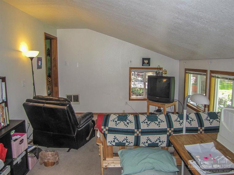 Golden Mantle - Residential