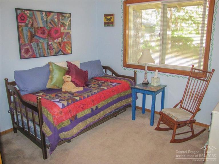 Golden Mantle - Residential