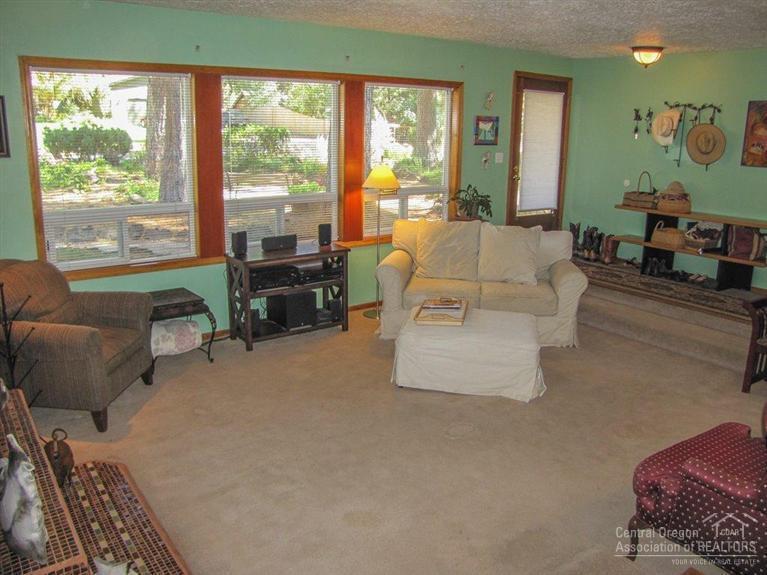 Golden Mantle - Residential