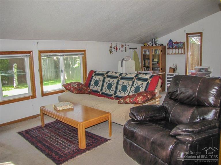 Golden Mantle - Residential