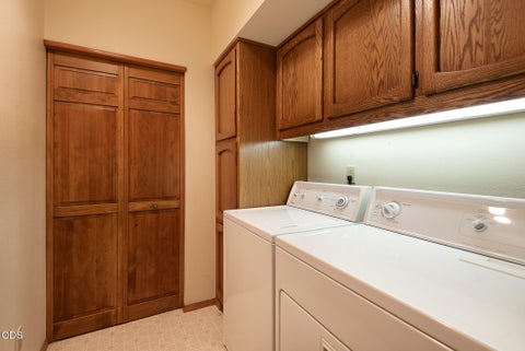 Tiny photo for 60630 Thunderbird, Bend, OR 97702 (MLS # 220230040)