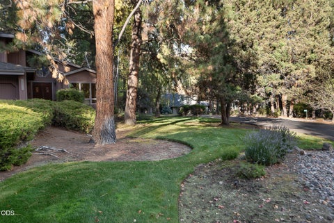 Tiny photo for 60630 Thunderbird, Bend, OR 97702 (MLS # 220230040)