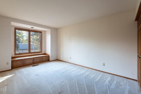 Tiny photo for 60630 Thunderbird, Bend, OR 97702 (MLS # 220230040)