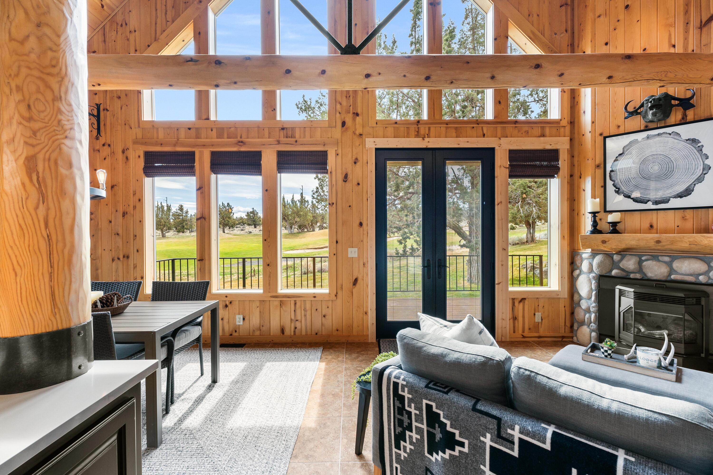 Eagle Crest - Residential